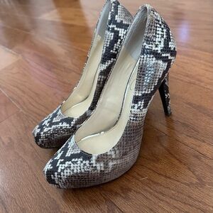 Snakeskin Pattern Women's Heels